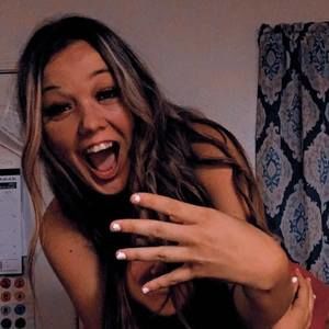 Meet your Posher, Alissa